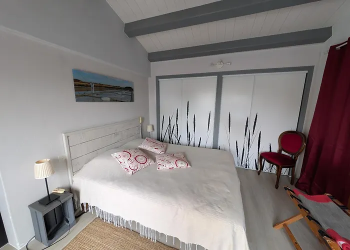 Les Yeux Bleus B&B 3*