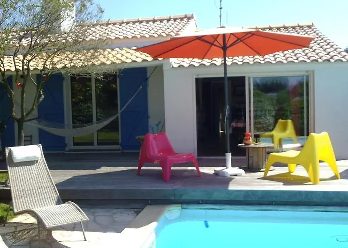 Les Yeux Bleus 3* 누아르무티에 앙 릴