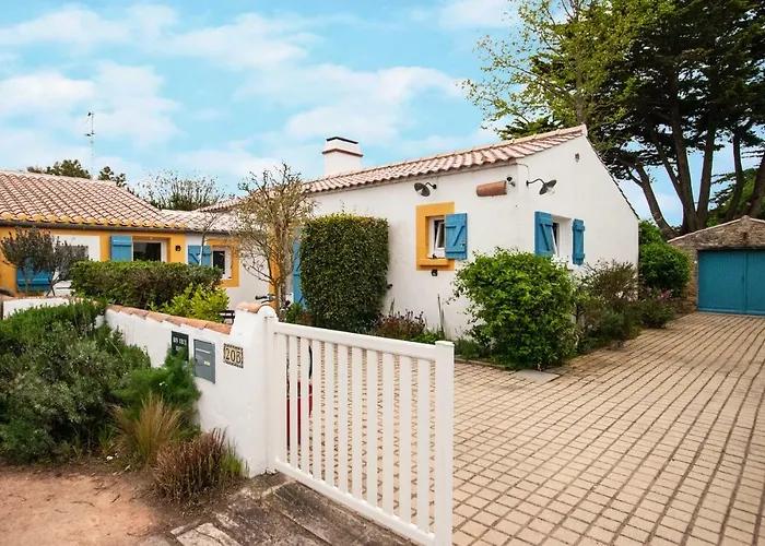 Les Yeux Bleus 누아르무티에 앙 릴